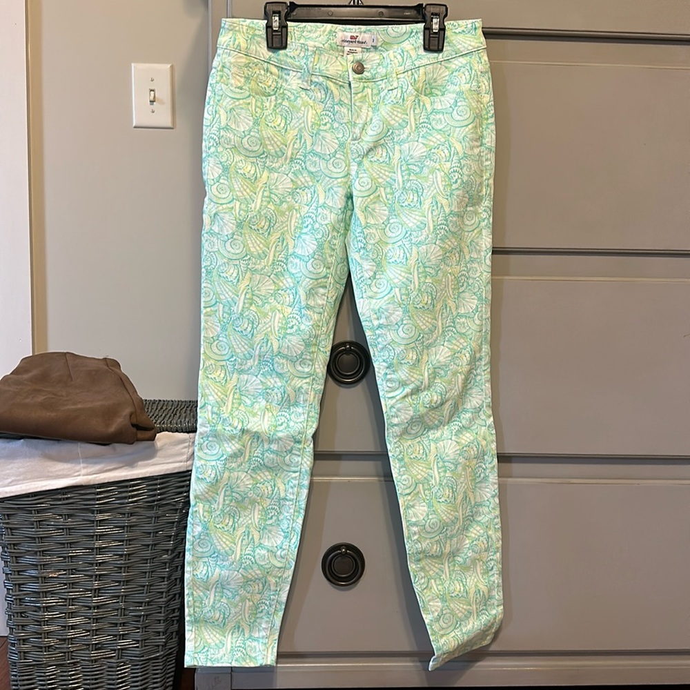 Like New Vineyard Vines Jeans